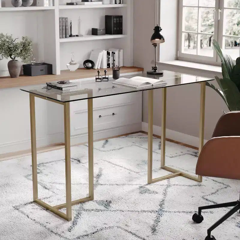 Bureau à plateau en verre et cadre métallique pour télétravail