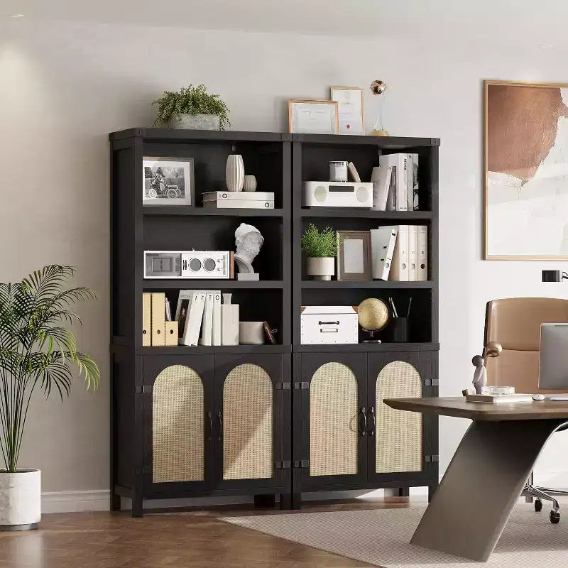 Bibliothèque haute de 70", bibliothèque à 5 étagères à double largeur avec portes et étagères réglables, vitrine en bois avec rangement pour salon, bureau, marron