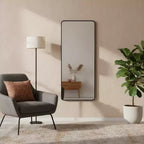 Miroir mural pleine longueur encadré en métal noir de 71 po