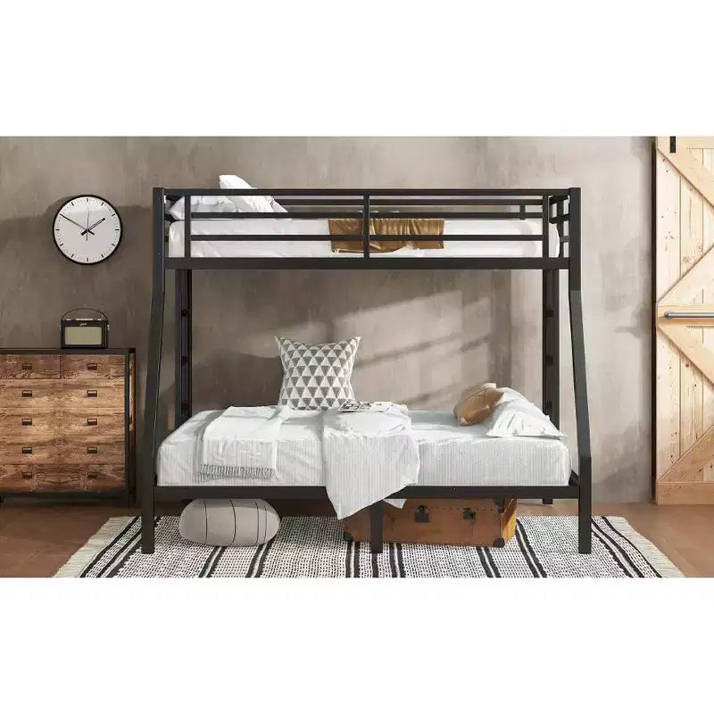Lit superposé métallique Twin XL sur Queen, cadre de lit superposé robuste pour adultes et adolescents, sans bruit, double échelle, sans sommier, noir