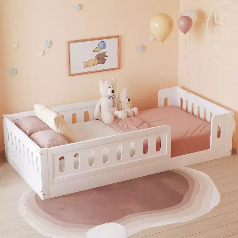 Lit plateforme au ras du sol double pour enfants, cadre de lit plateforme Montessori en bois avec barrière de sécurité pour enfant